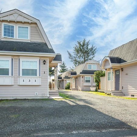 Sea Breeze Cottages Оушън Шорс Екстериор снимка